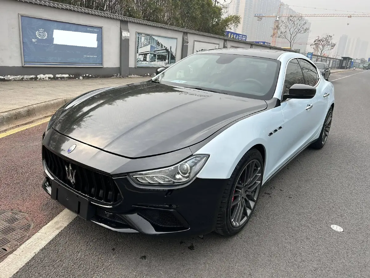 2017 Maserati Ghibli 3.0T 350HP V6 8AT