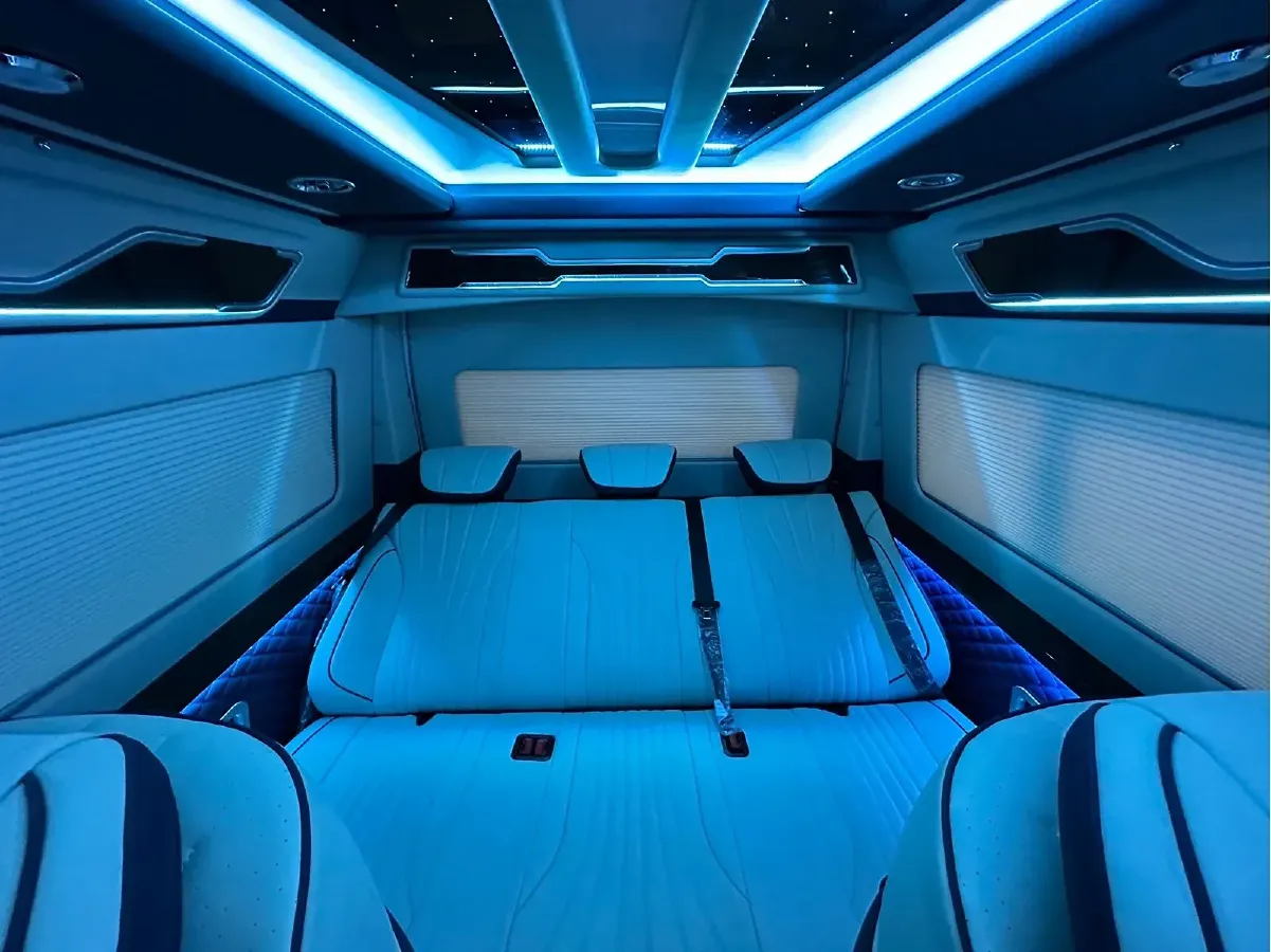 2011 Toyota Hiace 2.7L 154HP L4 4AT,autocango,china used car exporter,china ev exporter,chinese used car exporter,chinese used ev exporter