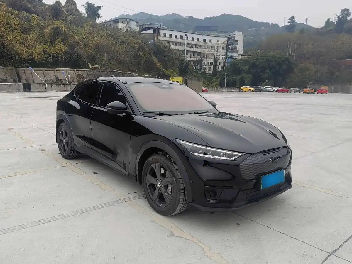 2021 Ford Mustang Mach-E BEV 61.5KWH