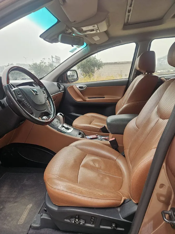 2013 Luxgen Grand7 SUV 2.2T 178HP L4 5AT,autocango,china used car exporter,china ev exporter,chinese used car exporter,chinese used ev exporter