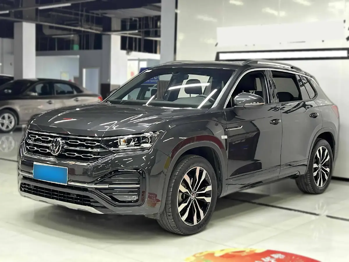 2022 Volkswagen Tayron 2.0T 220HP L4 7DCT