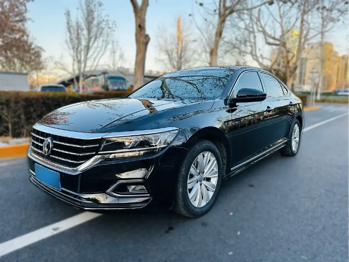 2020 Volkswagen Passat 2.0T 186HP L4 7DCT