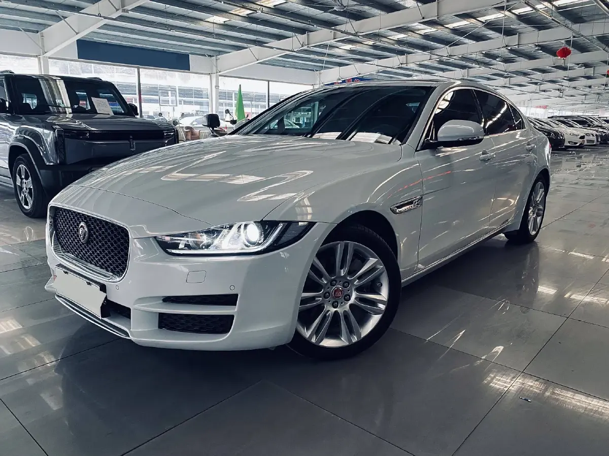 2019 Jaguar XEL 2.0T 250HP L4 8AT