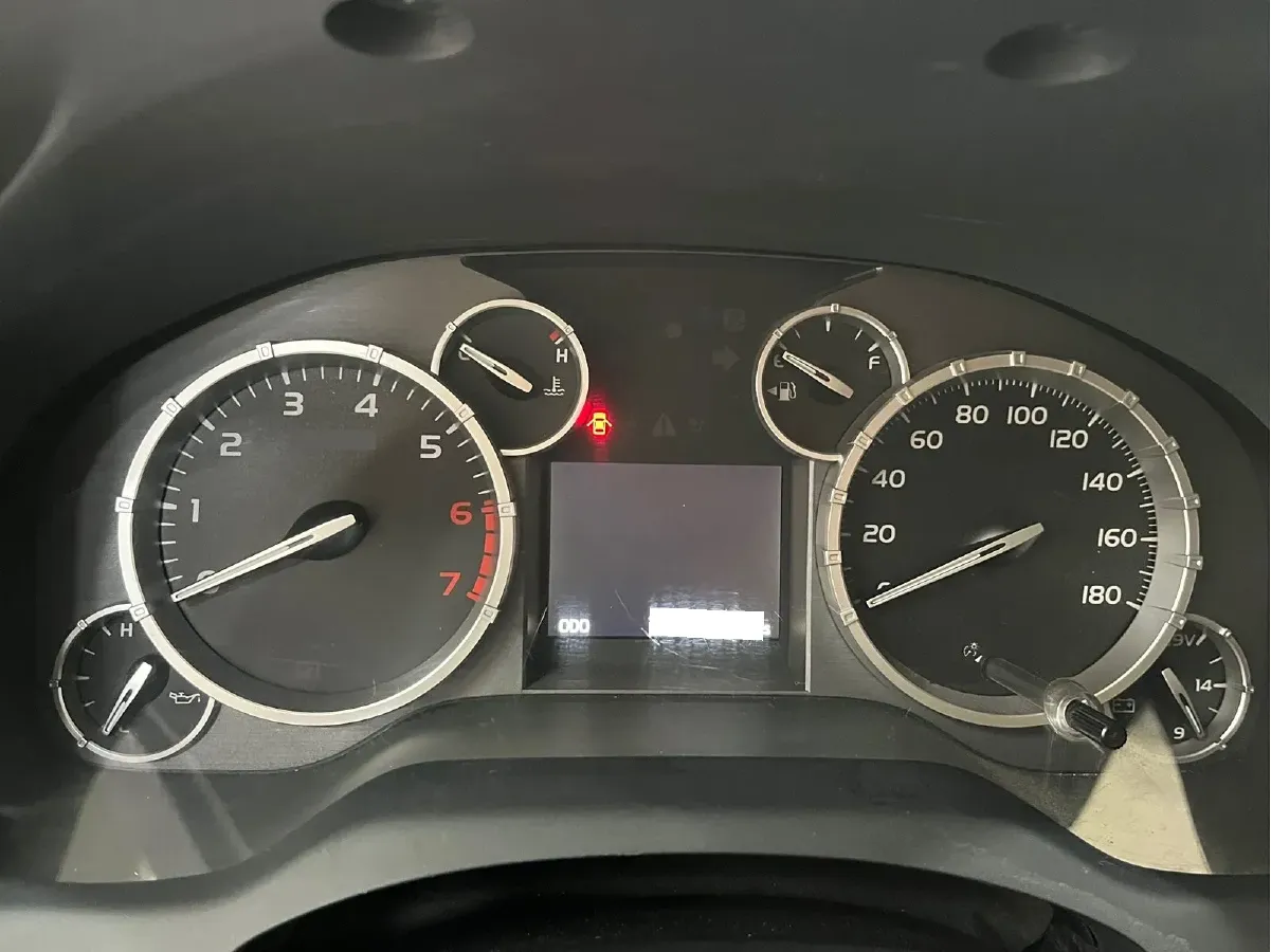 2014 Toyota Tundra 5.7L 386HP V8 6AT,autocango,china used car exporter,china ev exporter,chinese used car exporter,chinese used ev exporter