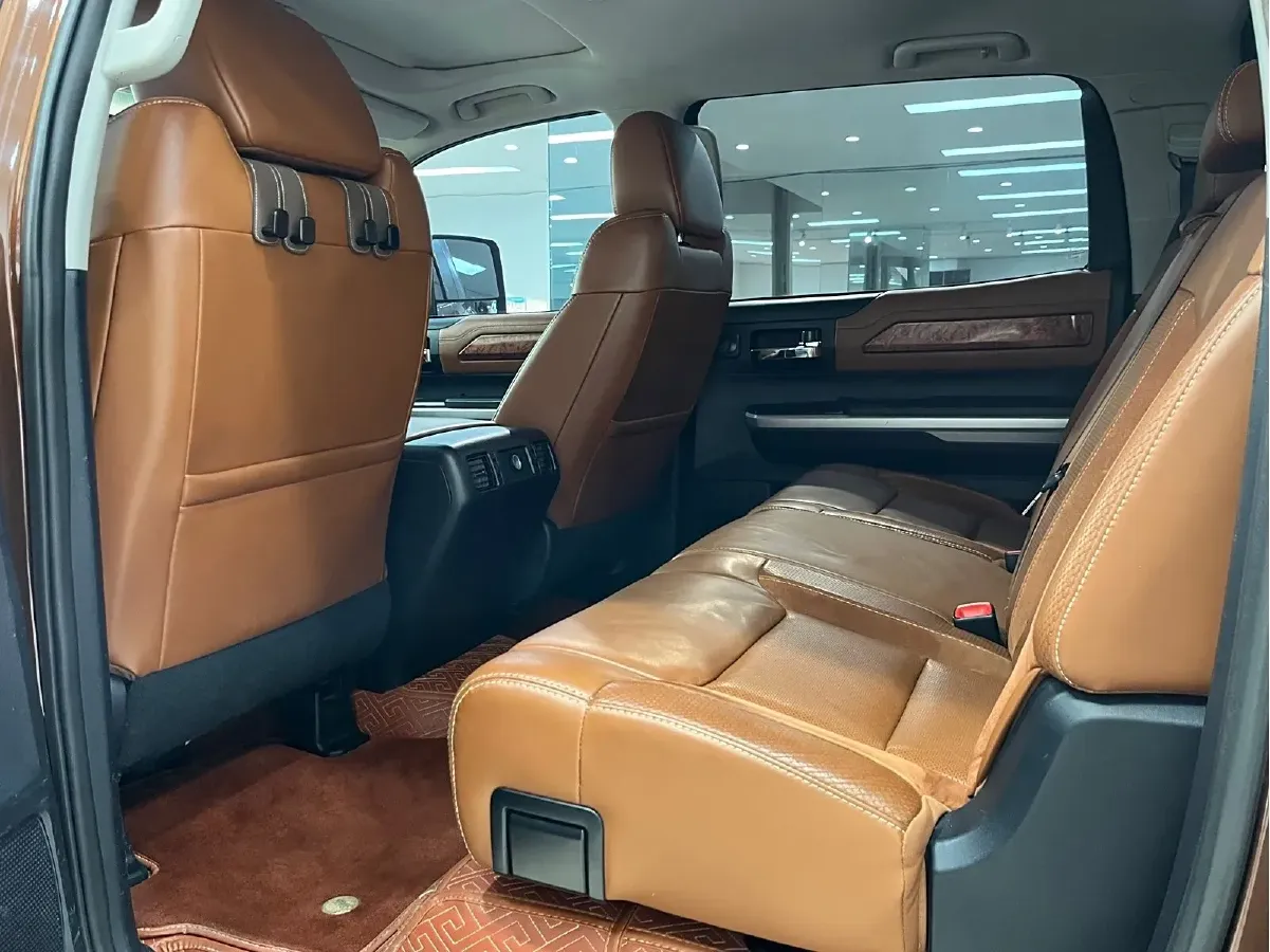 2014 Toyota Tundra 5.7L 386HP V8 6AT,autocango,china used car exporter,china ev exporter,chinese used car exporter,chinese used ev exporter