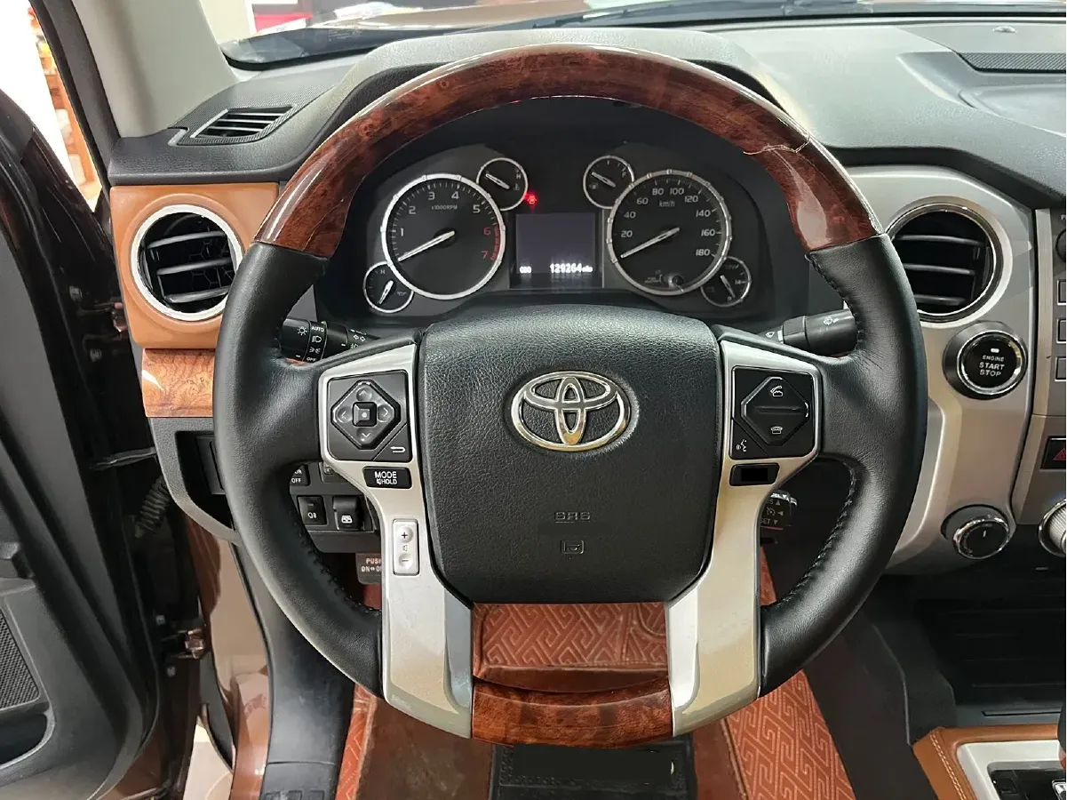 2014 Toyota Tundra 5.7L 386HP V8 6AT,autocango,china used car exporter,china ev exporter,chinese used car exporter,chinese used ev exporter