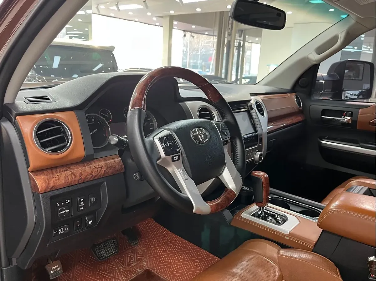 2014 Toyota Tundra 5.7L 386HP V8 6AT,autocango,china used car exporter,china ev exporter,chinese used car exporter,chinese used ev exporter