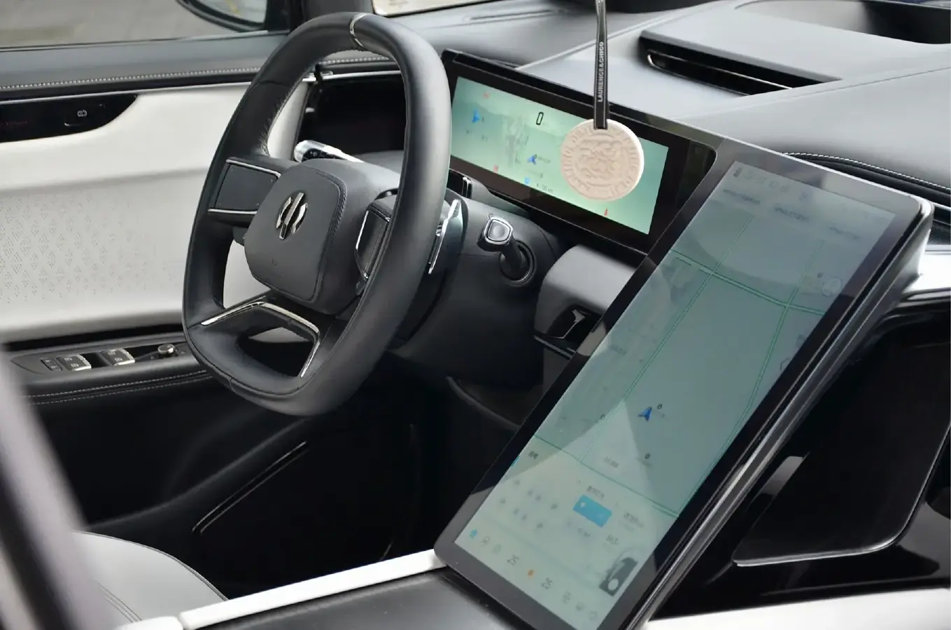 2021 HiPhi X BEV 97KWH,autocango,china used car exporter,china ev exporter,chinese used car exporter,chinese used ev exporter