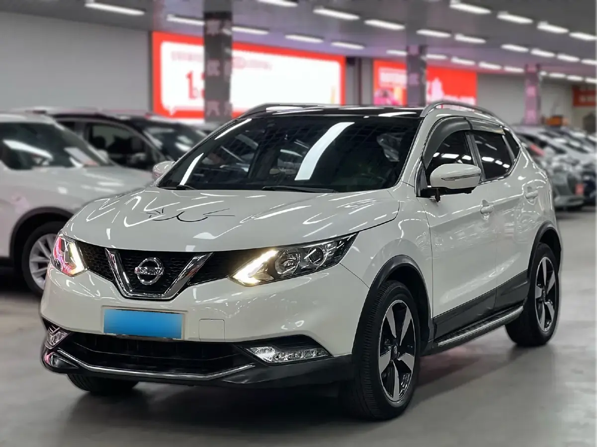 2016 Nissan Qashqai 2.0L 150HP L4 CVT