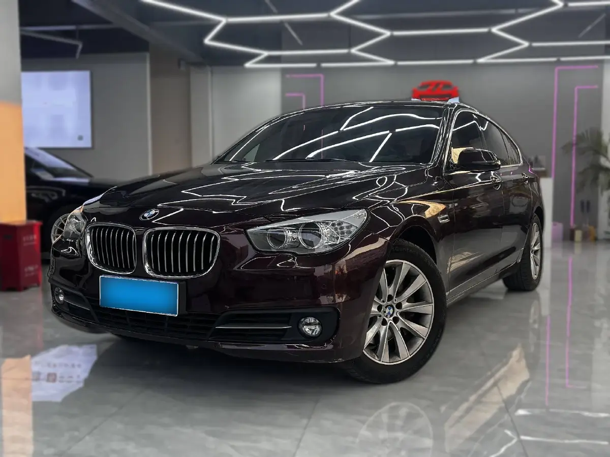 2014 BMW 5 Series GT 2.0T 245HP L4 8AT