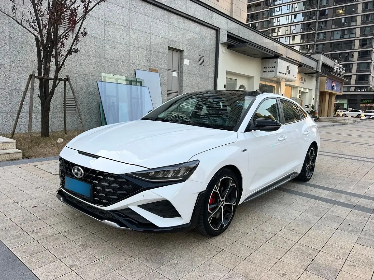 2023 Hyundai La Festa 1.5T 200HP L4 7DCT