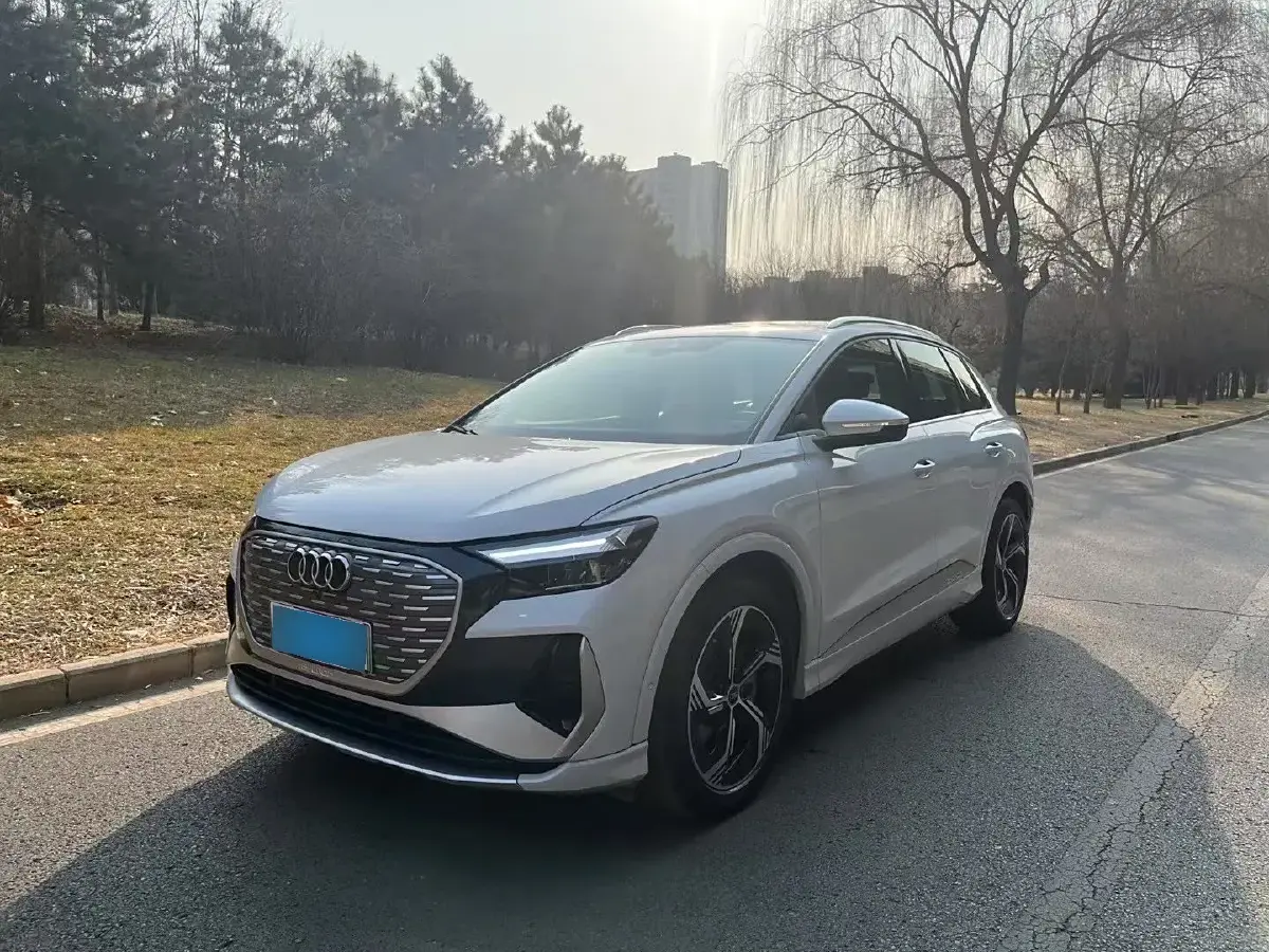 2023 Audi Q4 e-tron BEV 84.8KWH