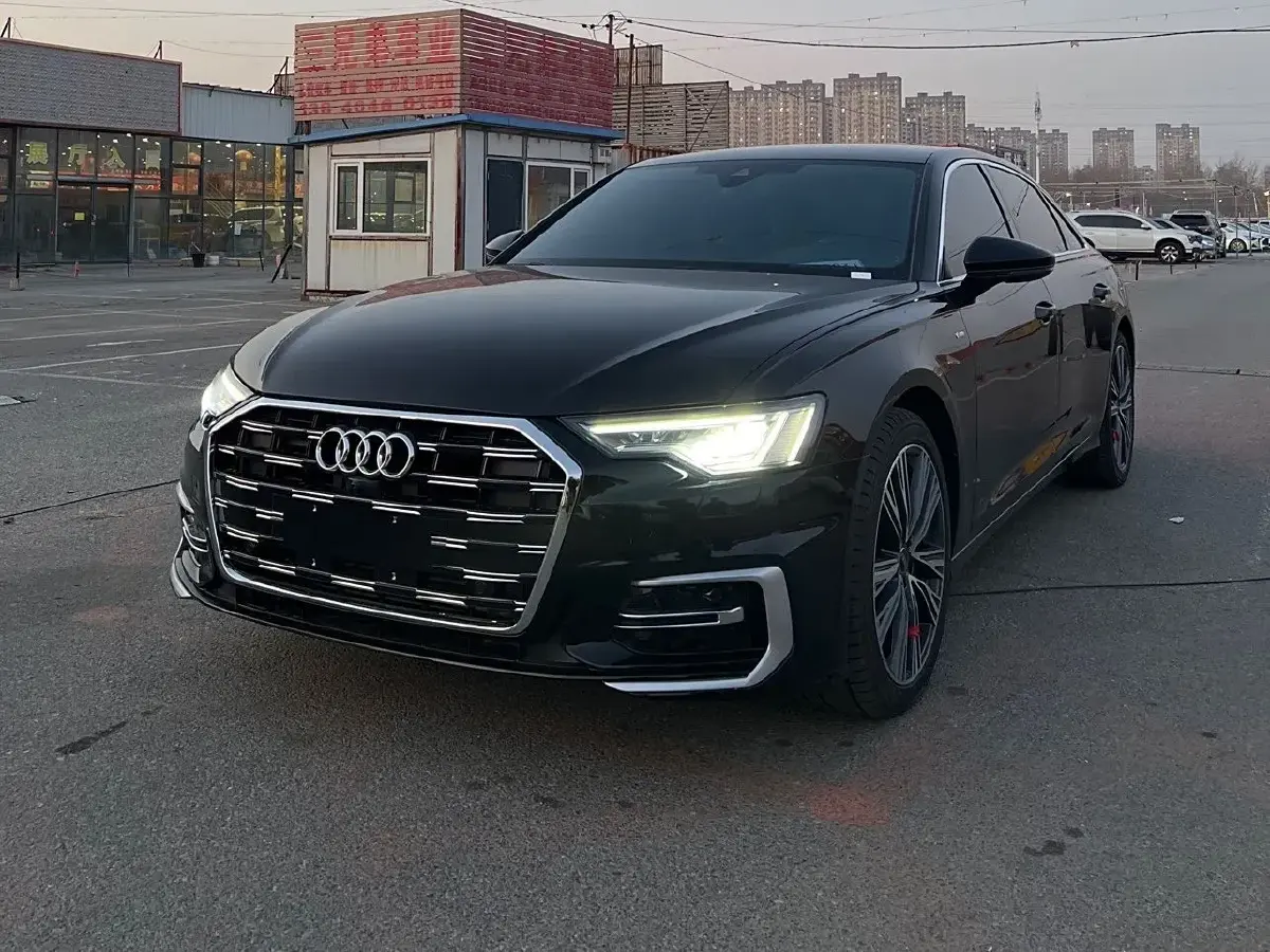 2024 Audi A6L 2.0T 245HP L4 7DCT