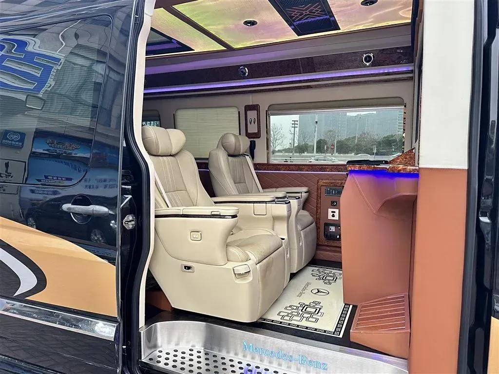 2017 Lorinser Sprinter LS500 3.5L 258HP V6 5AT,autocango,china used car exporter,china ev exporter,chinese used car exporter,chinese used ev exporter