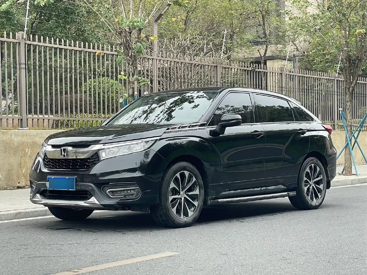 2017 Honda Avancier 1.5T 193HP L4 CVT