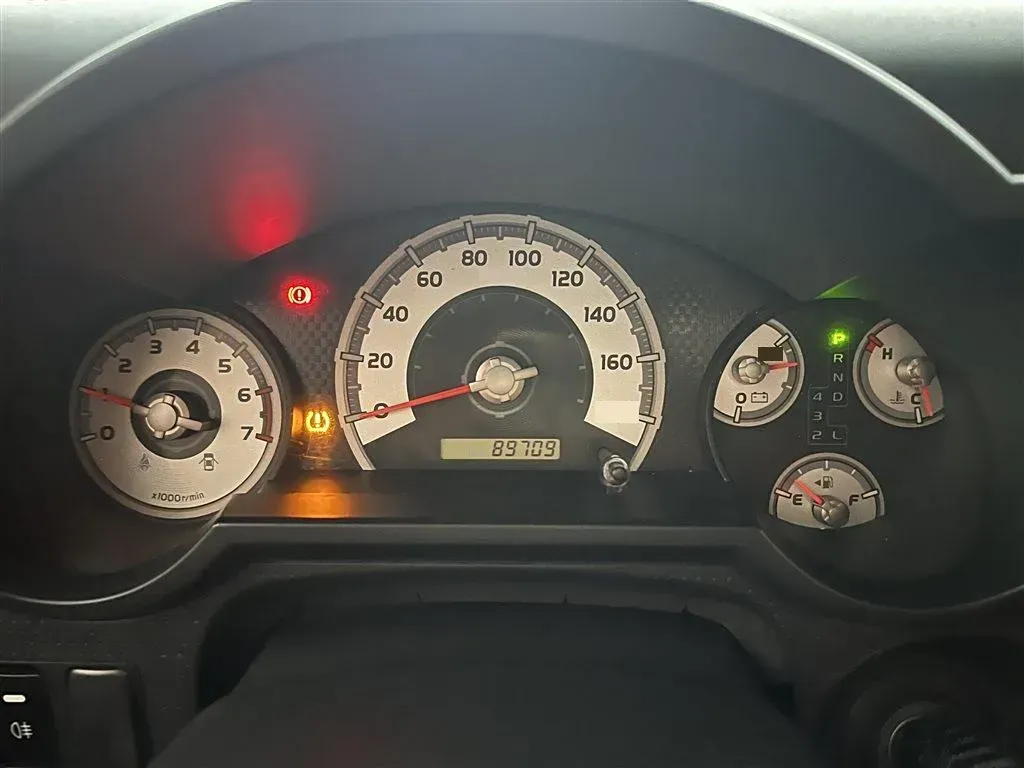 2013 Toyota FJ Cruiser 4.0L 272HP V6 5AT,autocango,china used car exporter,china ev exporter,chinese used car exporter,chinese used ev exporter