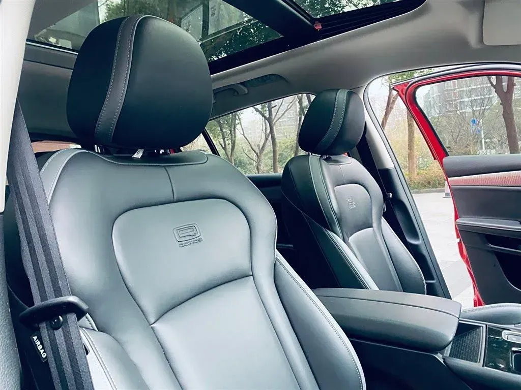 2020 Qoros 7 1.8T 231HP L4 7DCT,autocango,china used car exporter,china ev exporter,chinese used car exporter,chinese used ev exporter