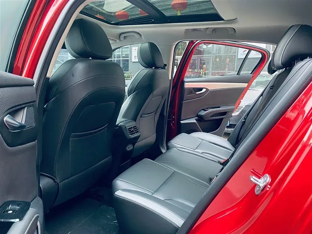 2020 Qoros 7 1.8T 231HP L4 7DCT,autocango,china used car exporter,china ev exporter,chinese used car exporter,chinese used ev exporter