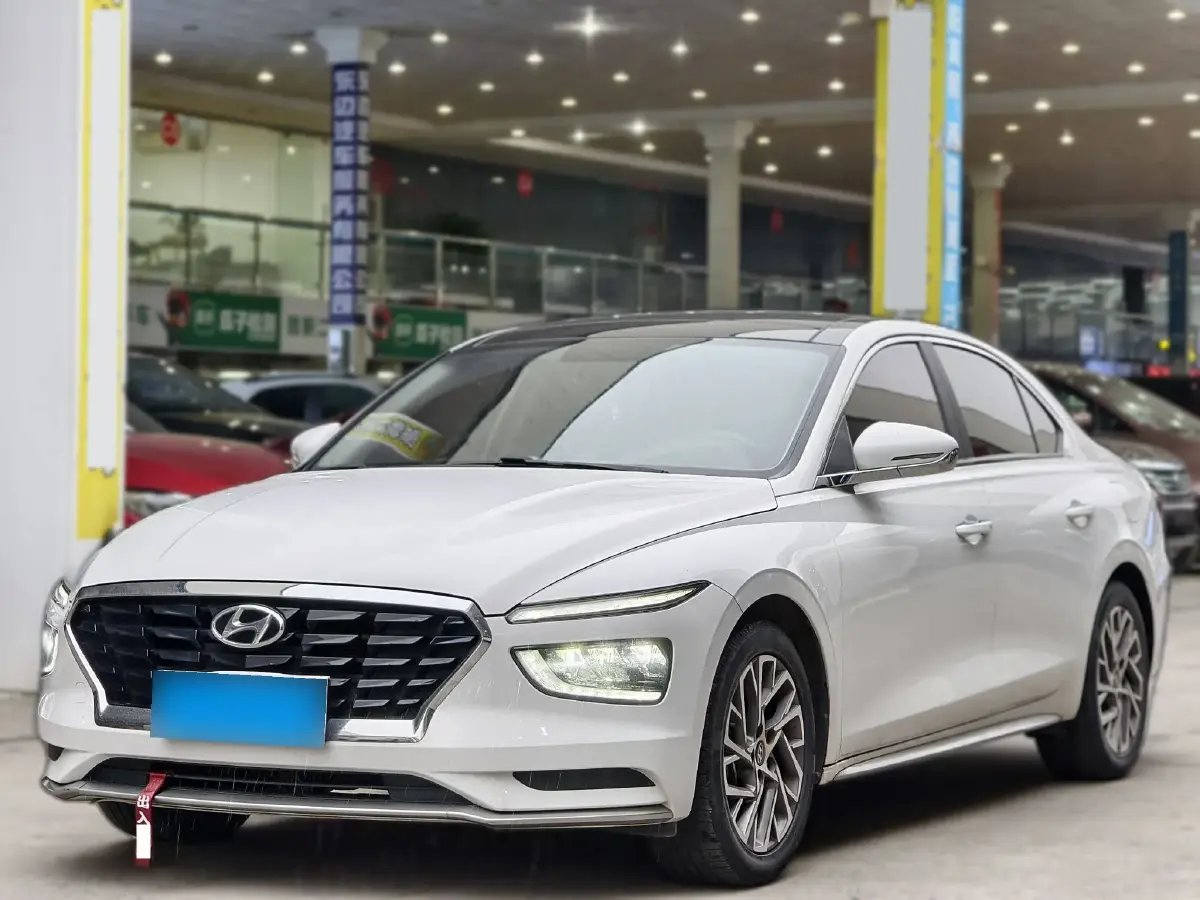 2021 Hyundai Mistra 1.8L 143HP L4 CVT