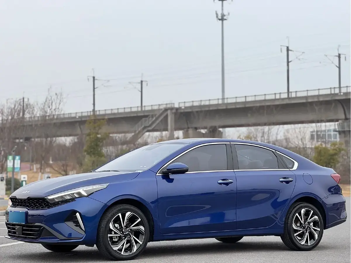 2023 Kia K3 1.5L 115HP L4 CVT