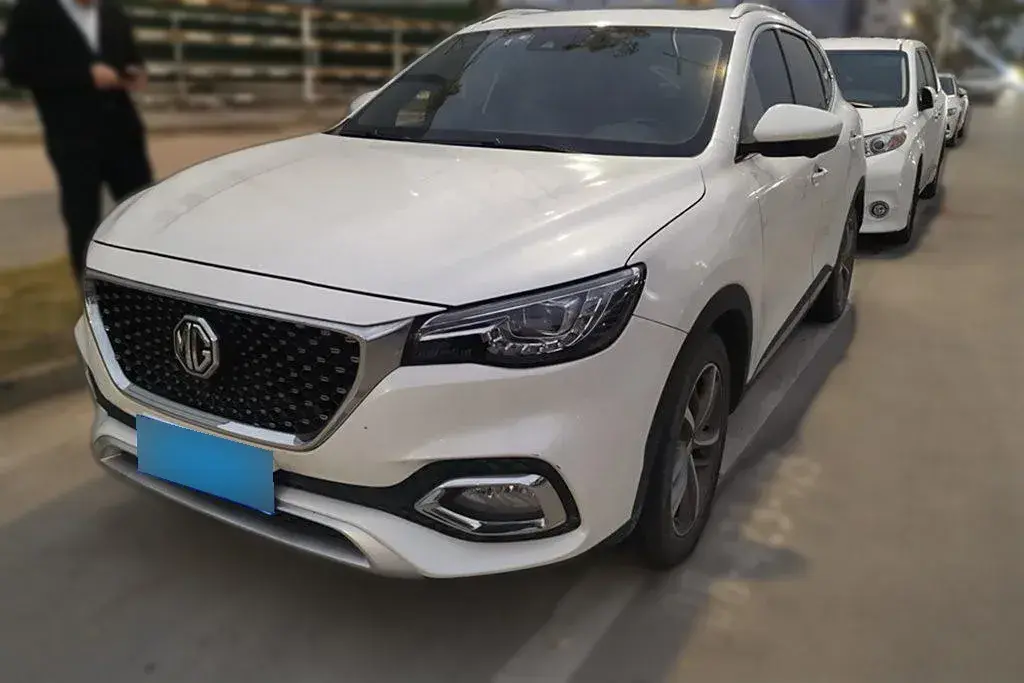 2019 MG HS 2.0T 231HP L4 6DCT