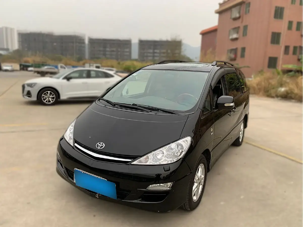 2004 Toyota Previa 2.4L 156HP L4 4AT