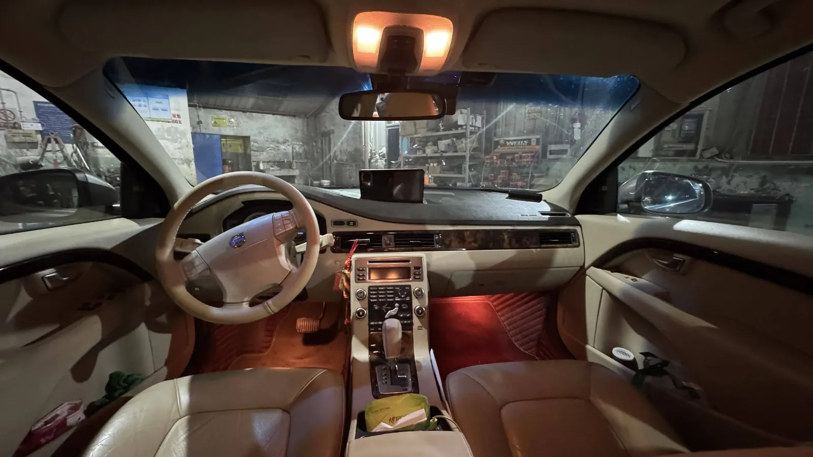 2009 Volvo S80L 2.5T 200HP L5 6AT,autocango,china used car exporter,china ev exporter,chinese used car exporter,chinese used ev exporter