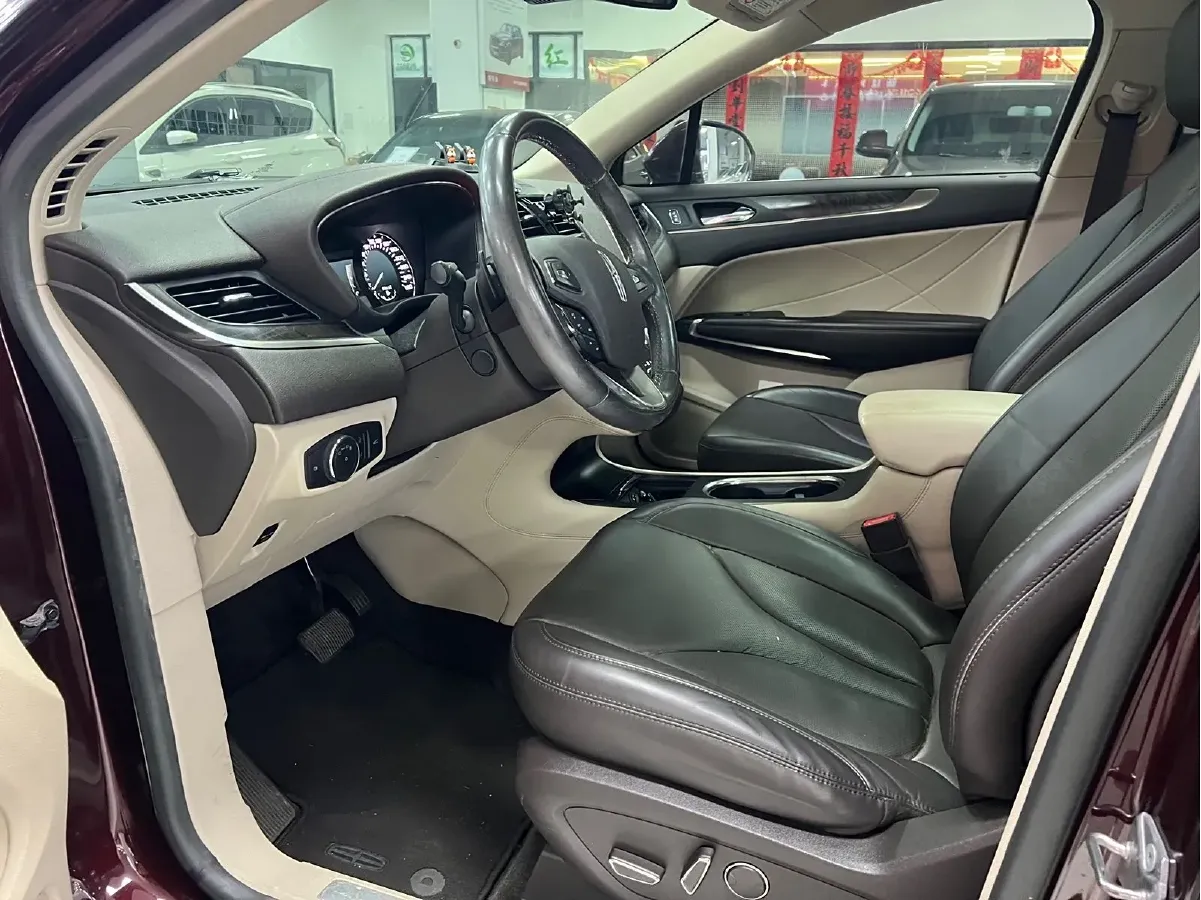 2017 Lincoln MKC 2.0T 203HP L4 6AT,autocango,china used car exporter,china ev exporter,chinese used car exporter,chinese used ev exporter