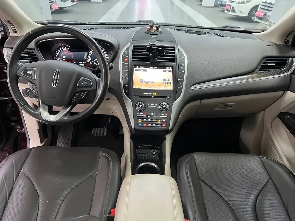 2017 Lincoln MKC 2.0T 203HP L4 6AT,autocango,china used car exporter,china ev exporter,chinese used car exporter,chinese used ev exporter