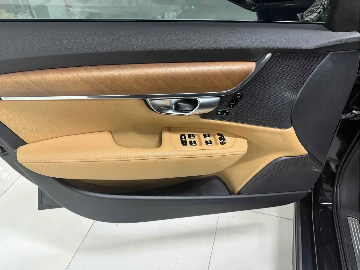 2020 Volvo S90 PHEV 2.0T 320HP L4 8AT PHEV 11.6KWH,autocango,china used car exporter,china ev exporter,chinese used car exporter,chinese used ev exporter