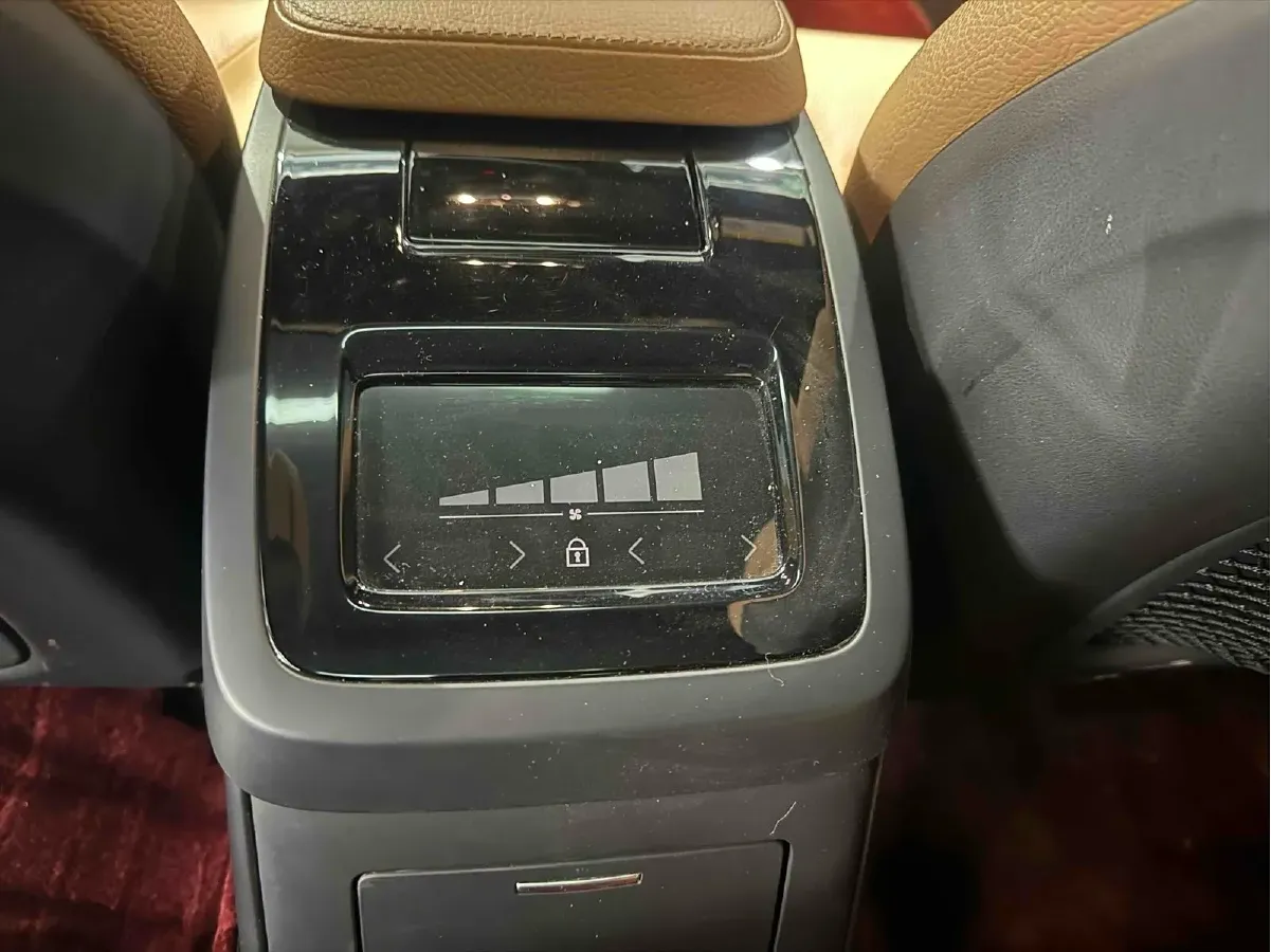 2020 Volvo S90 PHEV 2.0T 320HP L4 8AT PHEV 11.6KWH,autocango,china used car exporter,china ev exporter,chinese used car exporter,chinese used ev exporter