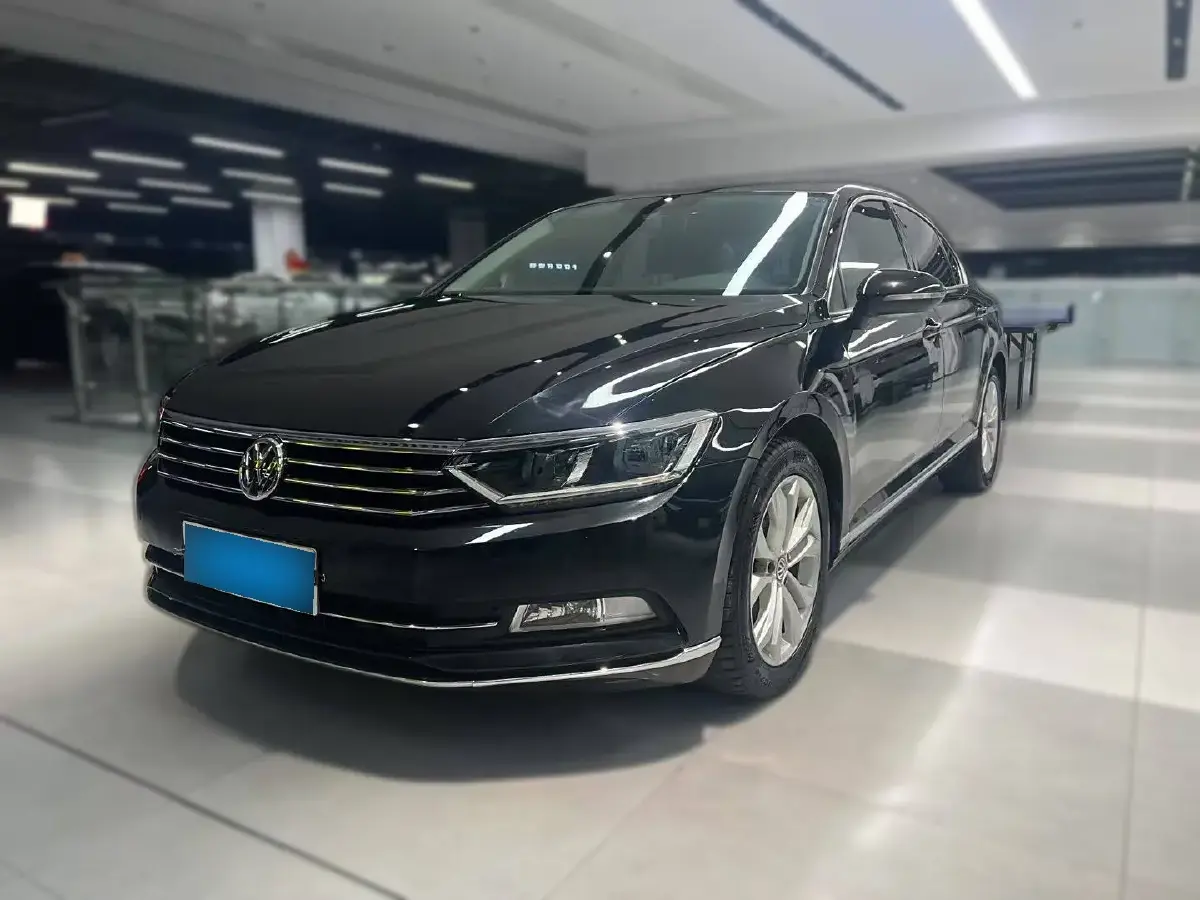 2017 Volkswagen Magotan 1.8T 180HP L4 7DCT