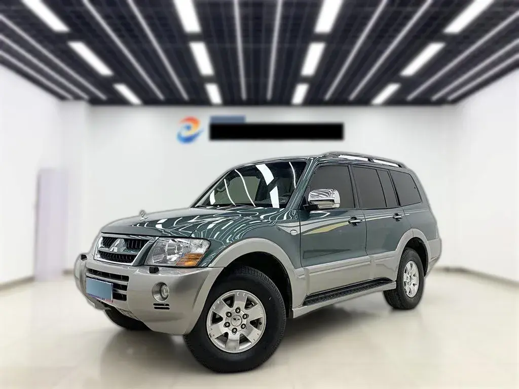 2011 Mitsubishi Pajero 3.0L 163HP V6 4AT