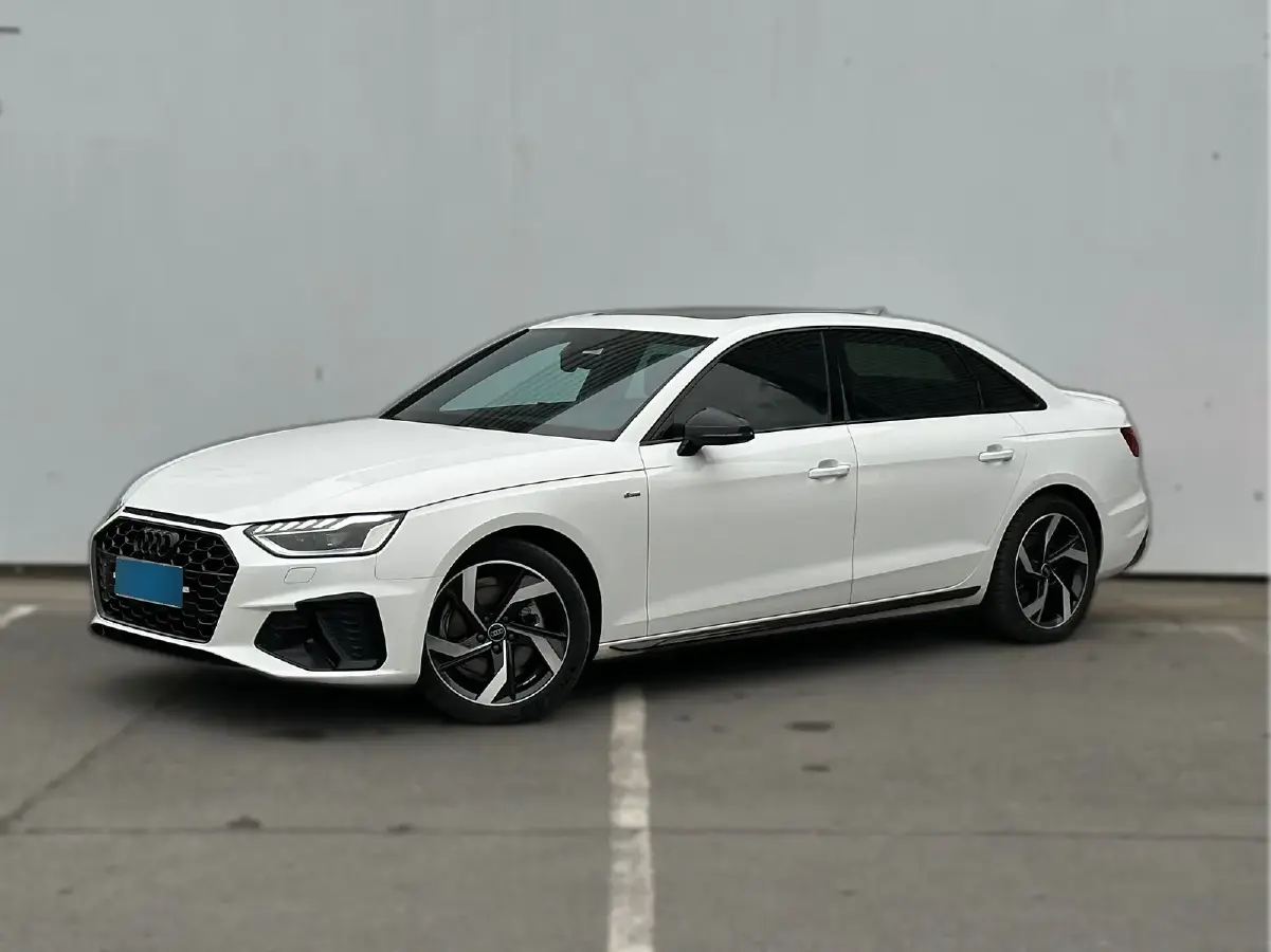 2023 Audi A4L 2.0T 190HP L4 7DCT