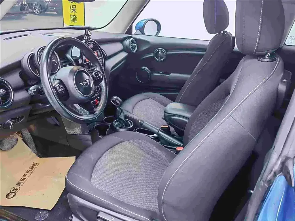 2016 MINI MINI 1.2T 102HP L3 6AT,autocango,china used car exporter,china ev exporter,chinese used car exporter,chinese used ev exporter