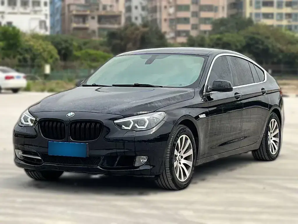 2013 BMW 5 Series GT 3.0T 306HP L6 8AT