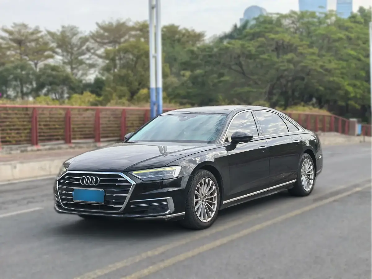 2018 Audi A8 3.0T 340HP V6 8AT