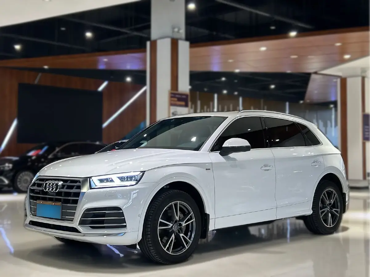 2020 Audi Q5L 2.0T 252HP L4 7DCT