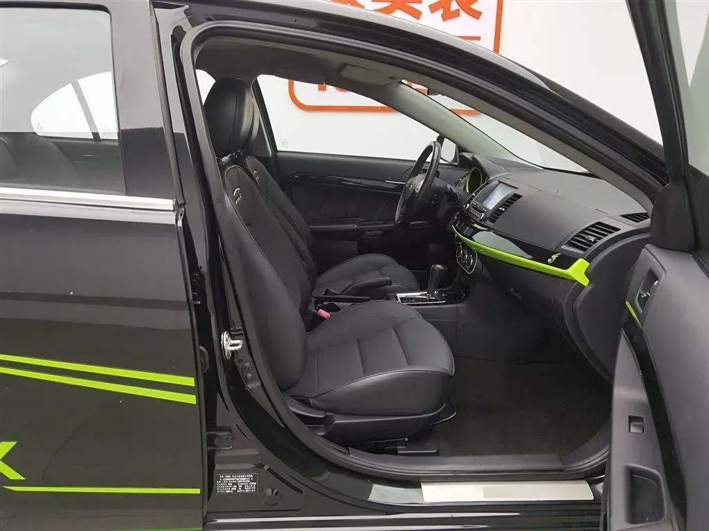 2015 Mitsubishi Lancer EX 1.8L 136HP L4 CVT,autocango,china used car exporter,china ev exporter,chinese used car exporter,chinese used ev exporter