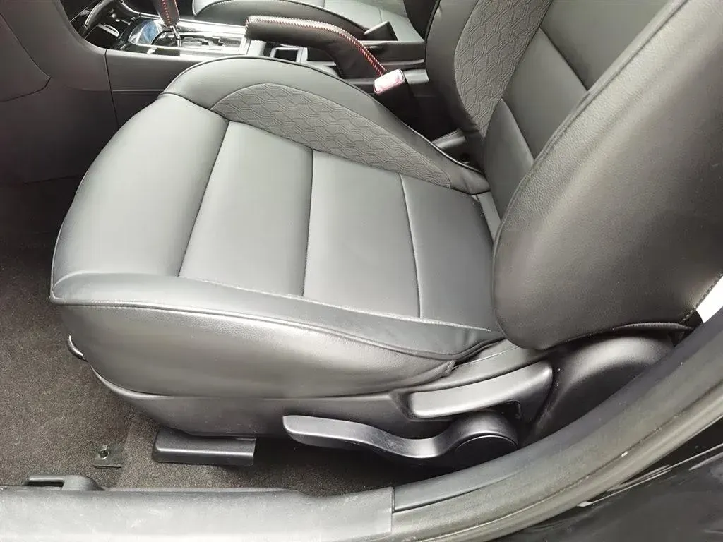 2015 Mitsubishi Lancer EX 1.8L 136HP L4 CVT,autocango,china used car exporter,china ev exporter,chinese used car exporter,chinese used ev exporter