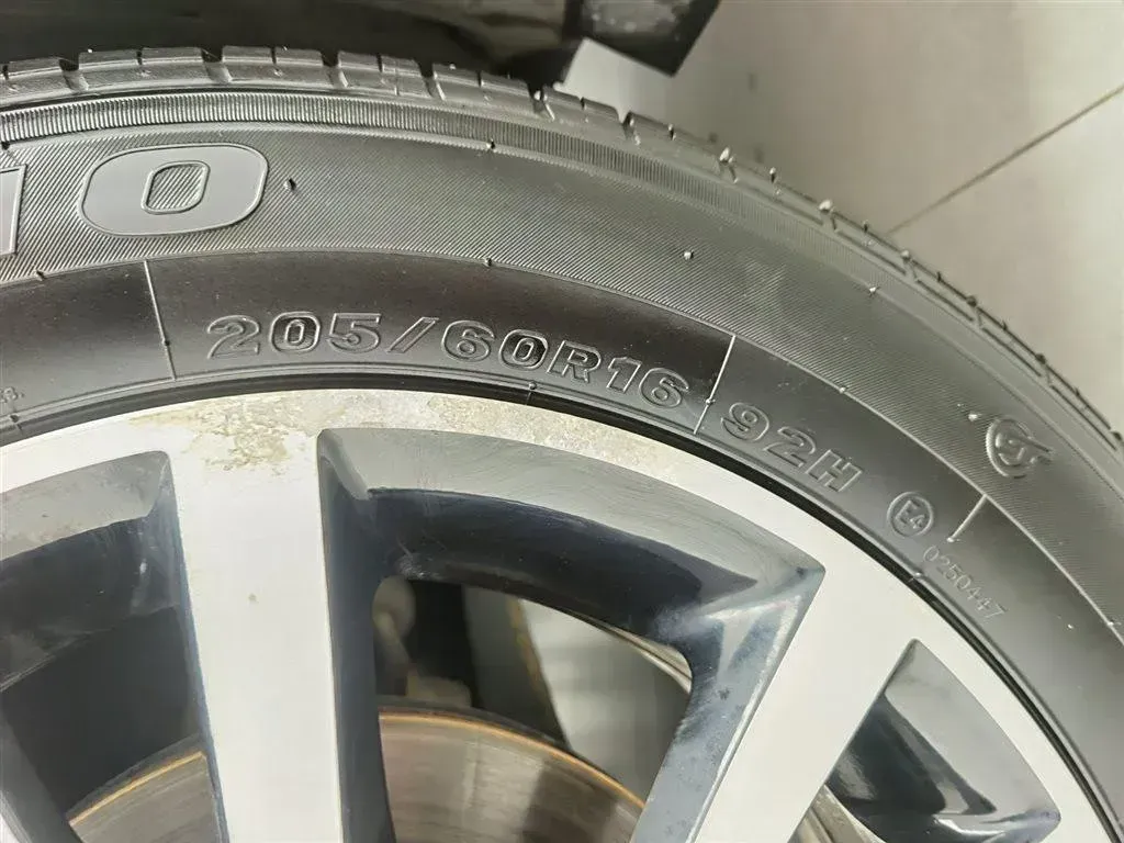 2015 Mitsubishi Lancer EX 1.8L 136HP L4 CVT,autocango,china used car exporter,china ev exporter,chinese used car exporter,chinese used ev exporter