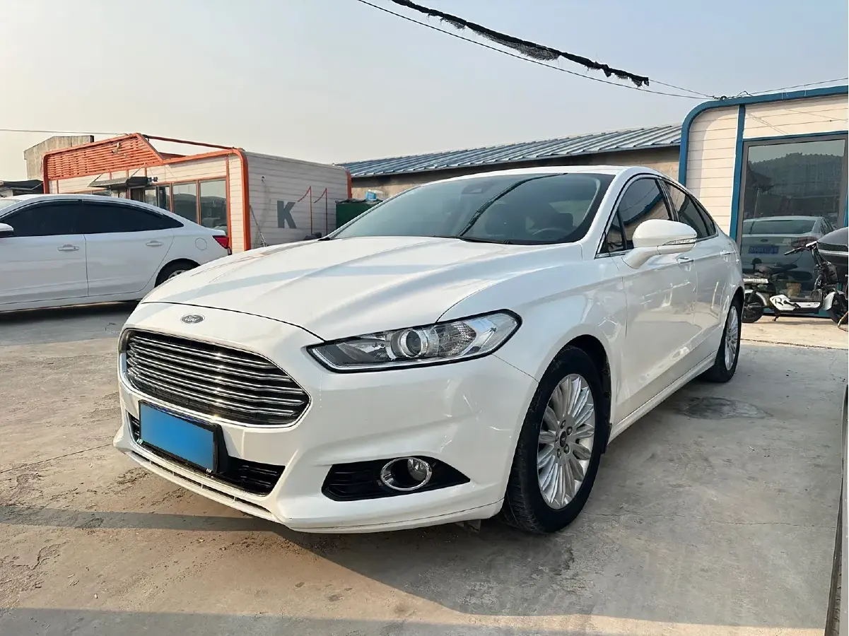 2013 Ford Mondeo 2.0T 203HP L4 6AT