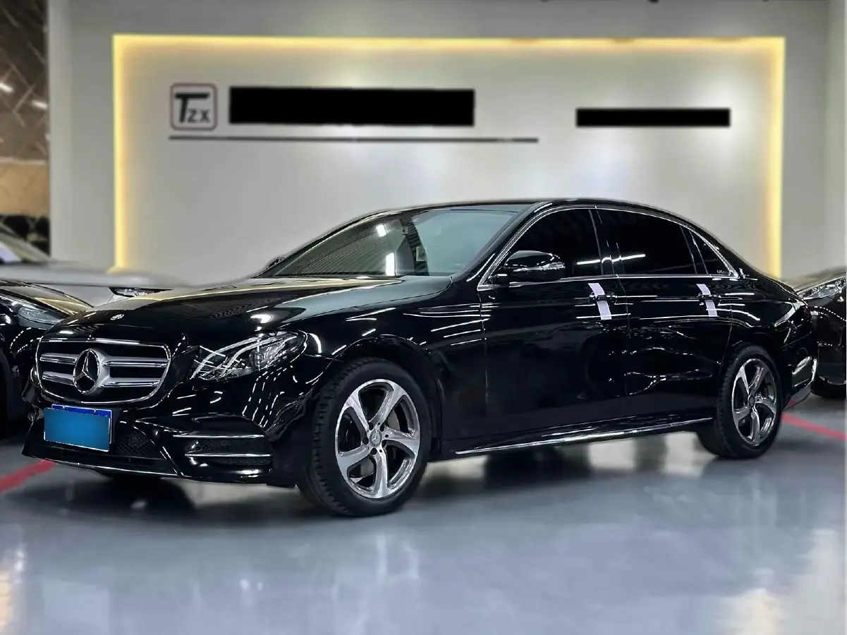 2016 Mercedes-Benz E Class 2.0T 245HP L4 9AT