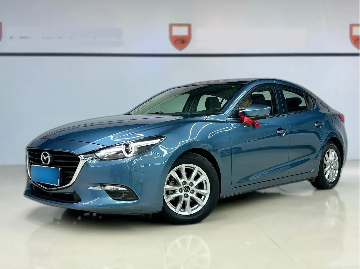 2017 Mazda 3 Axela 1.5L 117HP L4 6AT