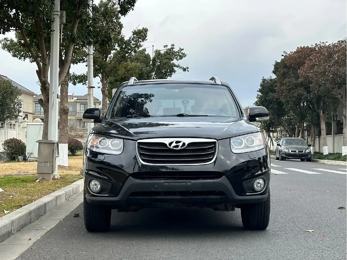 2010 Hyundai Santafe Classic 2.4L 174HP L4 6AT,autocango,china used car exporter,china ev exporter,chinese used car exporter,chinese used ev exporter