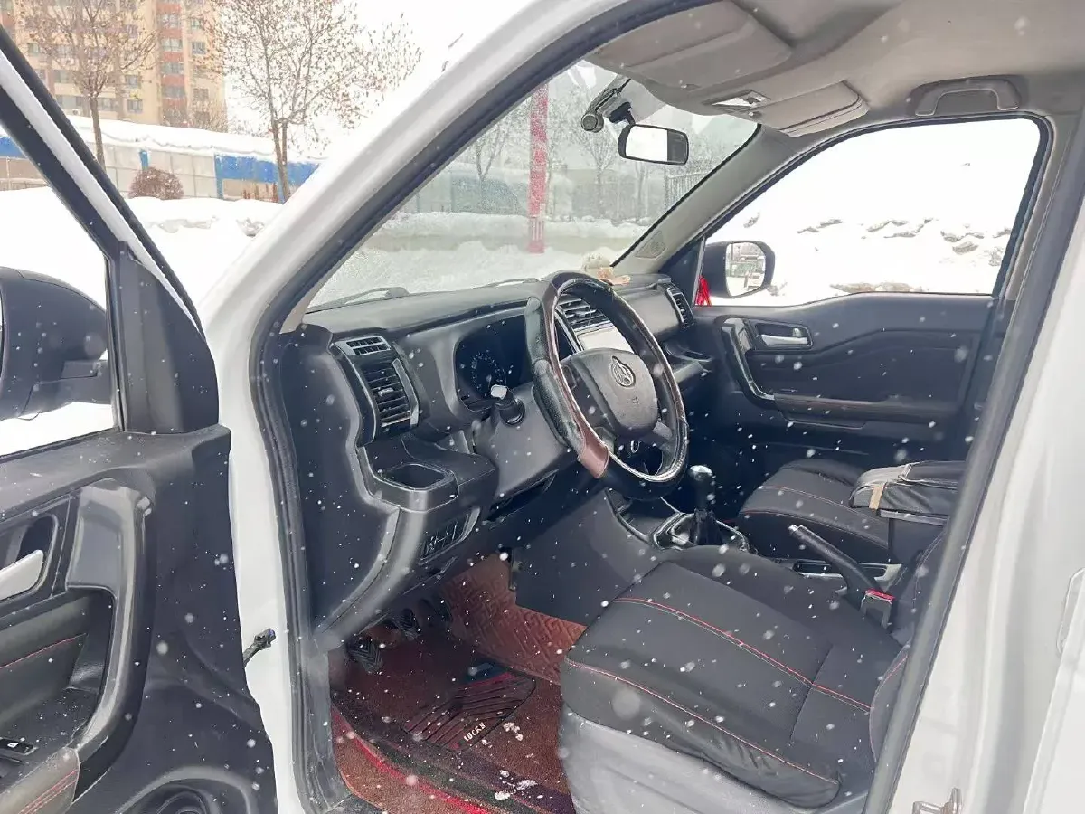 2018 ChangAn Oshan X70A 1.5L 107HP L4 5MT,autocango,china used car exporter,china ev exporter,chinese used car exporter,chinese used ev exporter