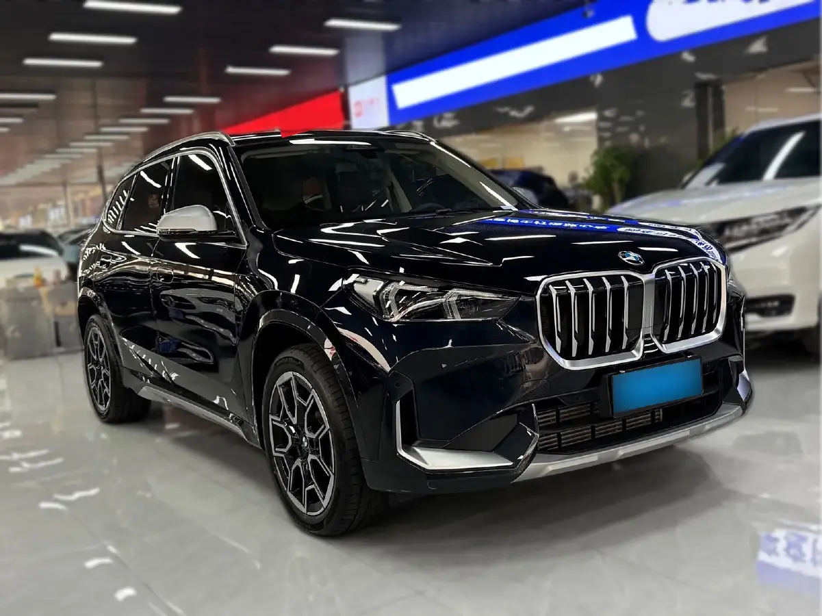 2023 BMW X1 2.0T 204HP L4 7DCT
