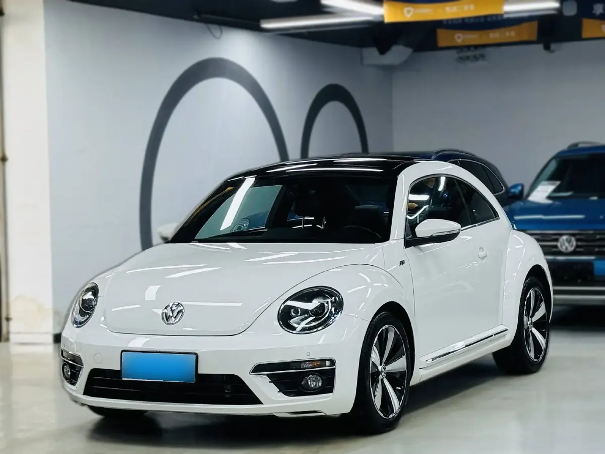 2013 Volkswagen Beetle 1.4T 160HP L4 7DCT