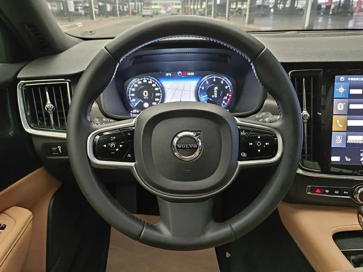 2020 Volvo V90 2.0T 254HP L4 8AT,autocango,china used car exporter,china ev exporter,chinese used car exporter,chinese used ev exporter