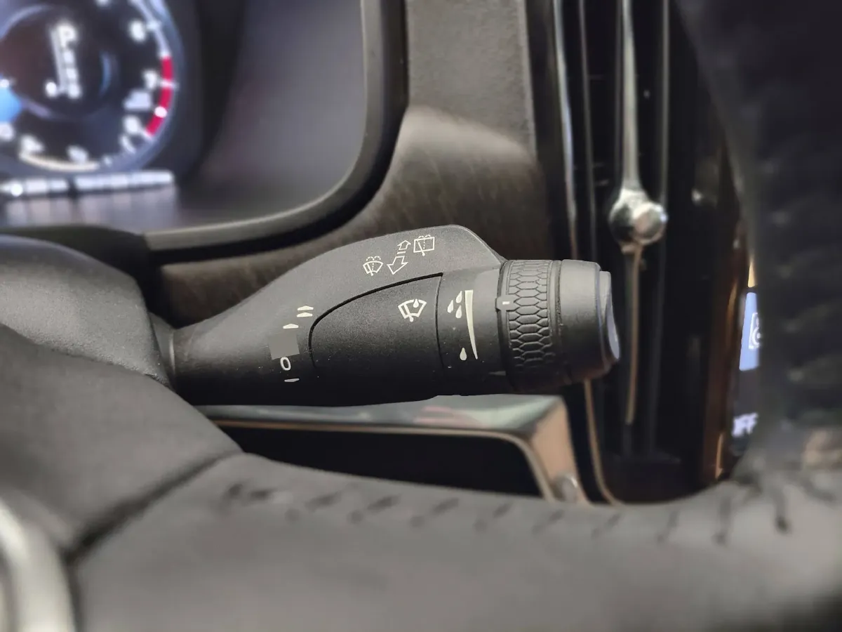 2020 Volvo V90 2.0T 254HP L4 8AT,autocango,china used car exporter,china ev exporter,chinese used car exporter,chinese used ev exporter